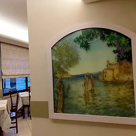 Eva 3* Costermano sul Garda