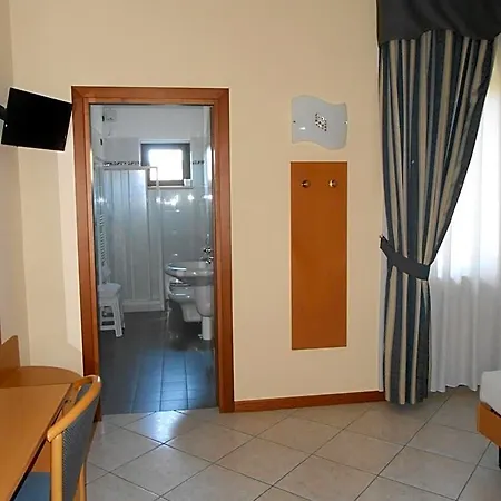 Eva 3* Costermano sul Garda