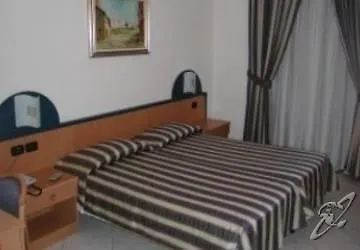 Eva コステロマーノ